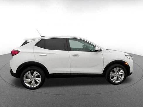 Used 2025 Buick Encore GX Preferred image 16