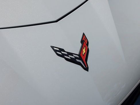 Used 2025 Chevrolet Corvette Z06 w/ Stealth Interior Trim Package RWD image 15