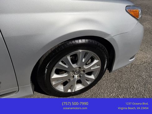 Used 2011 Toyota Avalon image 13