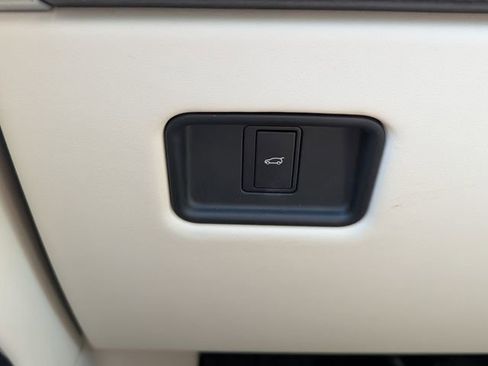 Used 2023 Land Rover Range Rover SE AWD/4WD image 35