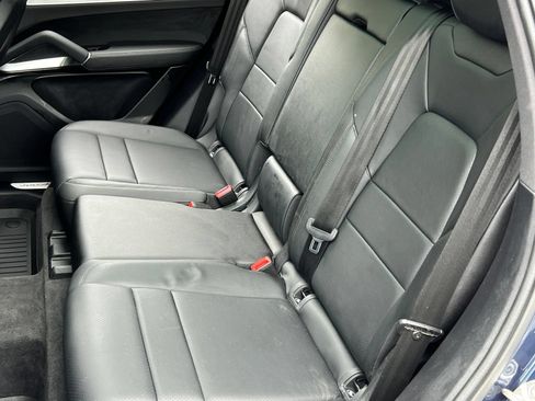 Certified 2026 Porsche Cayenne E-Hybrid AWD/4WD image 19