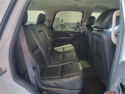 Used 2013 GMC Yukon SLT image 21