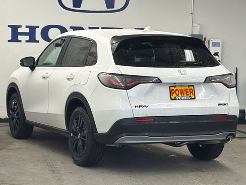New 2026 Honda HR-V Sport image 5