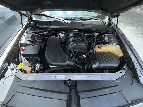 Used 2014 Dodge Challenger SXT Plus RWD image 11
