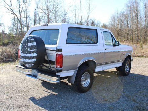 Used 1995 Ford Bronco XLT image 5