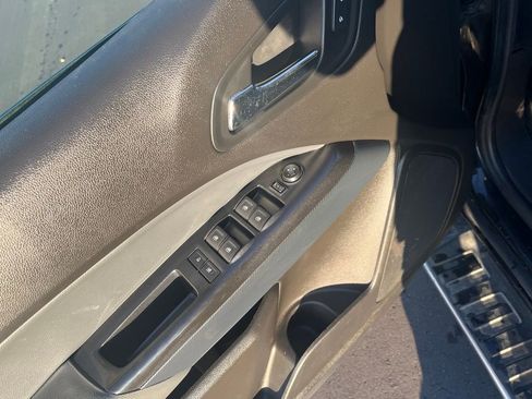 Used 2016 Chevrolet Colorado Z71 image 12