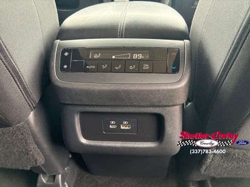 Used 2024 Nissan Pathfinder SV FWD image 18