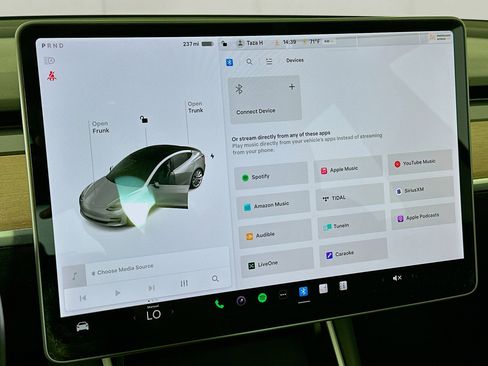 Used 2018 Tesla Model 3 Long Range image 18