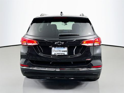 Used 2022 Chevrolet Equinox RS w/ RS Leather Package image 6