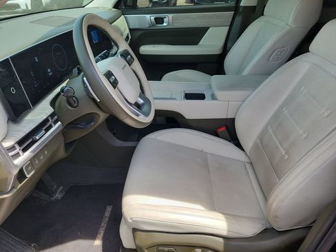 Used 2025 Hyundai Santa Fe Calligraphy AWD/4WD image 10