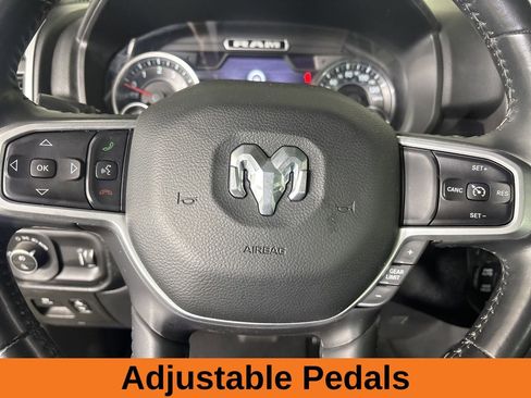 Used 2022 RAM 1500 Big Horn AWD/4WD image 12