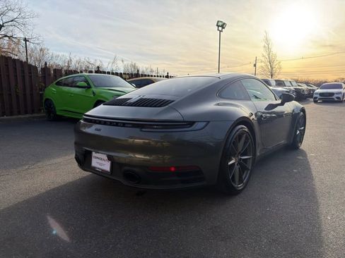 Used 2024 Porsche 911 Carrera image 5