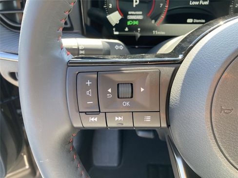 New 2026 Nissan Kicks SR image 21