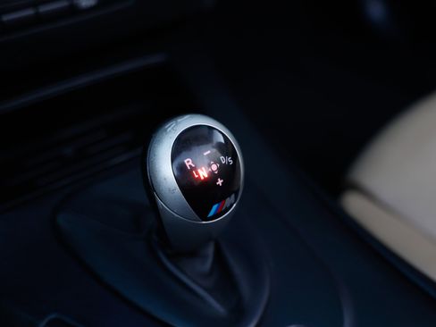 Used 2013 BMW M3 Convertible image 40