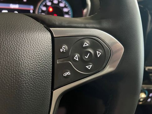 Used 2023 Chevrolet Traverse RS AWD/4WD image 26
