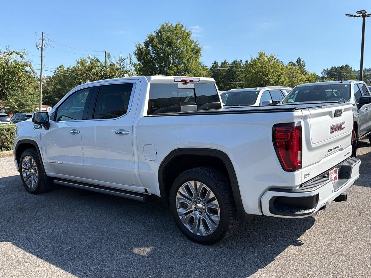 Used 2021 GMC Sierra 1500 Denali w/ Denali Ultimate Package AWD/4WD image 2