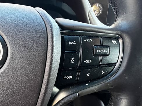 Used 2021 Lexus ES 350 w/ Premium Package image 19