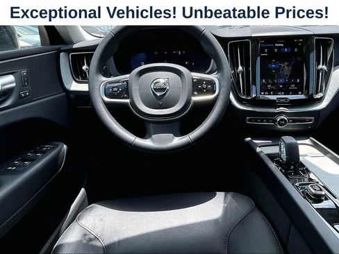 Used 2025 Volvo XC60 B5 Plus AWD/4WD image 6