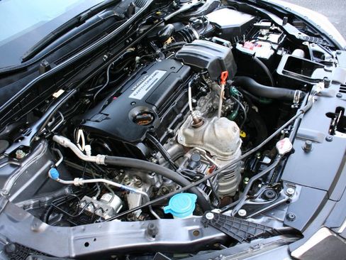 Used 2013 Honda Accord EX image 24