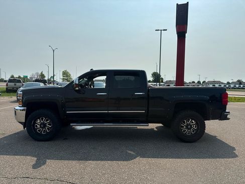 Used 2015 Chevrolet Silverado 2500 LTZ w/ Duramax Plus Package AWD/4WD image 2