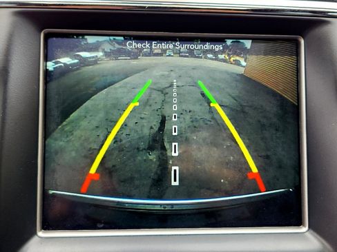 Used 2018 Jeep Grand Cherokee Limited image 31