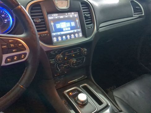 Used 2017 Chrysler 300 C w/ Safetytec Plus Group image 26