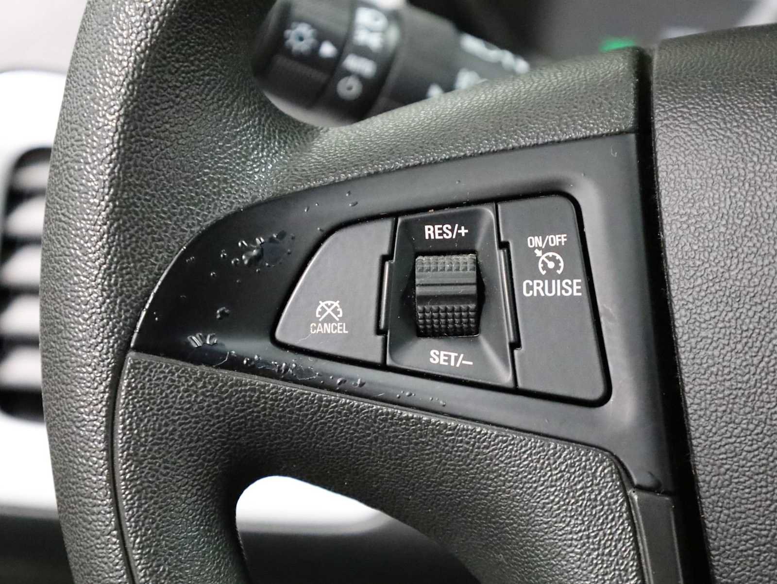 Used 2015 GMC Terrain SLE FWD image 24