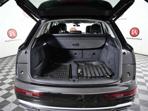 Certified 2023 Audi Q5 2.0T Premium Plus w/ Premium Plus Package image 10