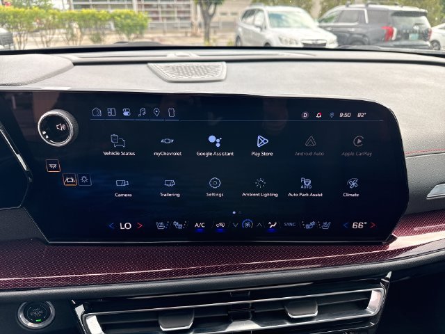 Used 2024 Chevrolet Traverse RS AWD/4WD image 19