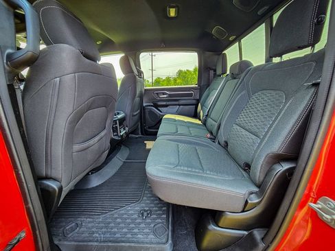 Used 2025 RAM 1500 Big Horn AWD/4WD image 36