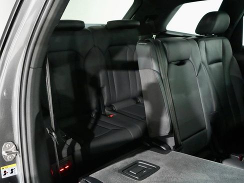 Used 2021 Audi Q7 2.0T Premium Plus image 32