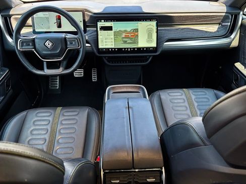 Used 2024 Rivian R1S Adventure image 14