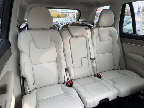 New 2026 Volvo XC90 T8 Ultra image 10