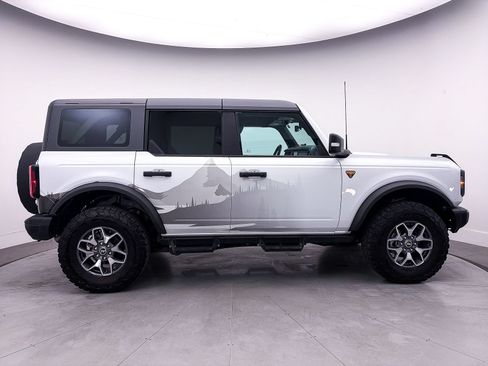 Used 2023 Ford Bronco Badlands AWD/4WD image 40