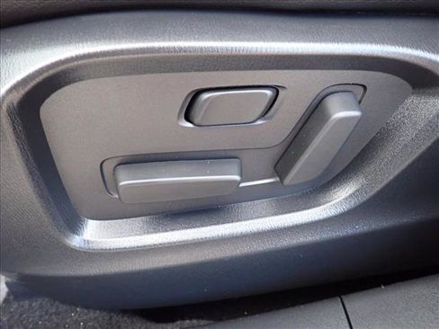 Used 2025 MAZDA CX-5 AWD 2.5 S w/ Preferred Package image 13