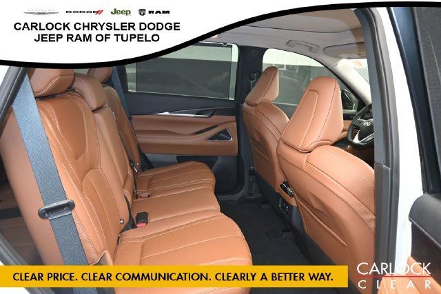 Used 2023 INFINITI QX60 Sensory w/ Cargo Package AWD/4WD image 36