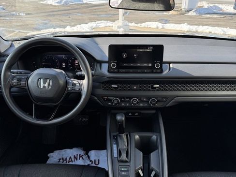 Used 2023 Honda Accord EX image 14