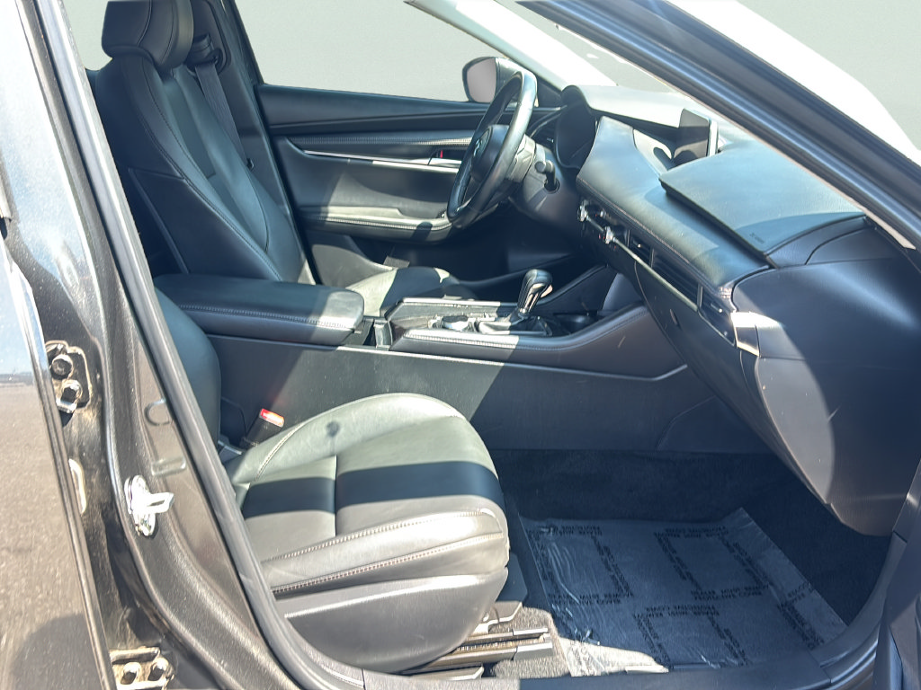 Used 2025 MAZDA MAZDA3 s FWD image 10