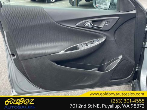 Used 2025 Chevrolet Malibu LT FWD image 11