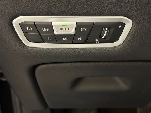 Used 2019 BMW X7 xDrive40i w/ Premium Package image 19