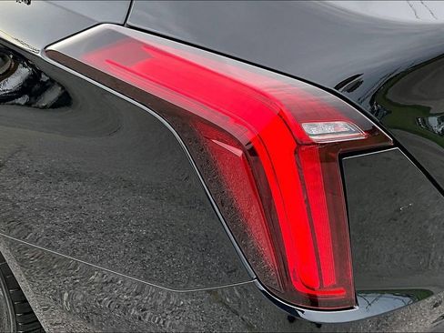 Used 2021 Cadillac CT4 Luxury w/ Sun And Sound Package RWD image 29