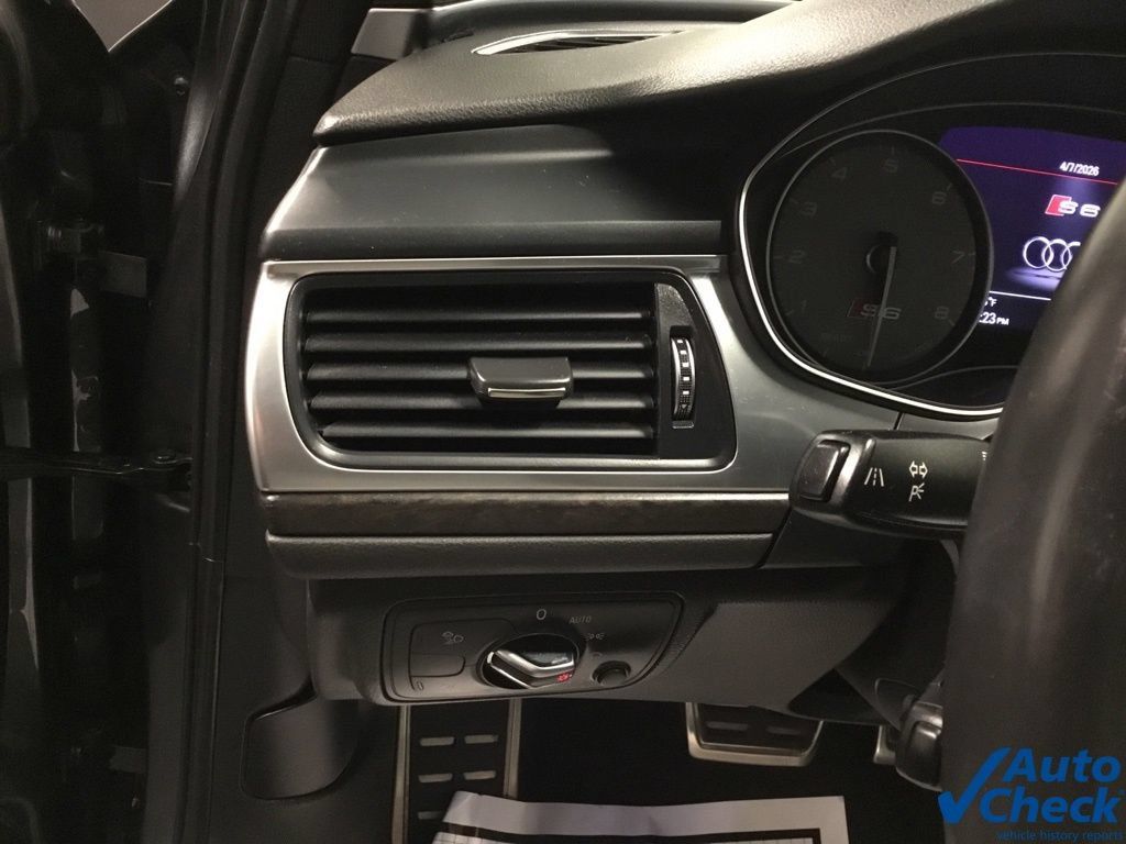 Used 2017 Audi S6 Premium Plus AWD/4WD image 19