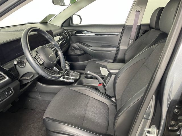 Certified 2024 Kia Seltos S AWD/4WD image 2