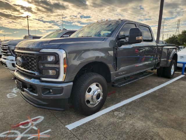 Used 2026 Ford F350 XL w/ STX Appearance Package AWD/4WD image 3