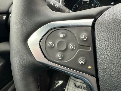 Used 2023 Chevrolet Traverse RS AWD/4WD image 32