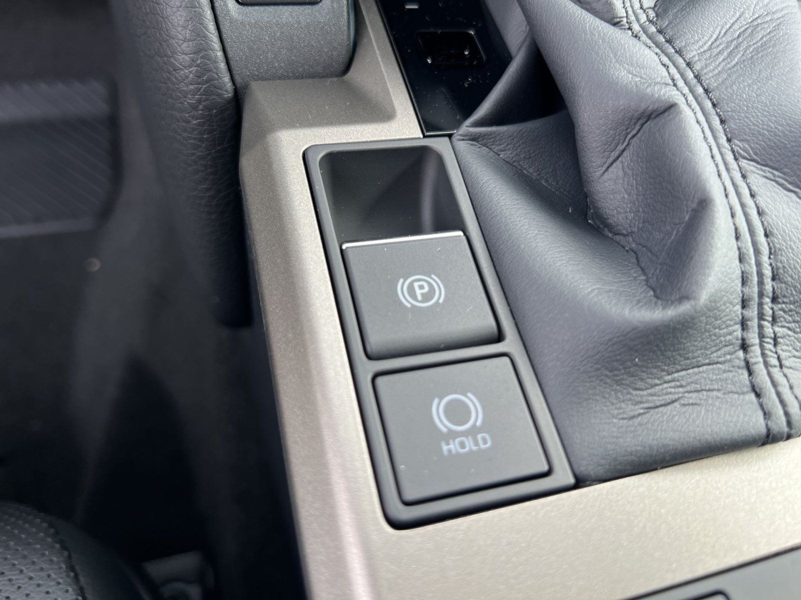 Used 2027 Toyota Land Cruiser AWD/4WD image 29