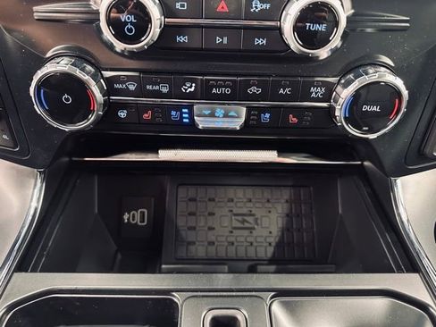 New 2025 Ford F150 Lariat w/ Equipment Group 502A High image 33