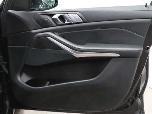 Used 2022 BMW X7 xDrive40i w/ Premium Package image 19