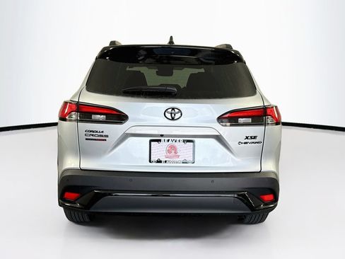 Used 2026 Toyota Corolla Cross AWD Hybrid w/ Convenience Package image 8