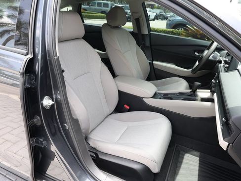 Used 2025 Honda Accord SE image 19